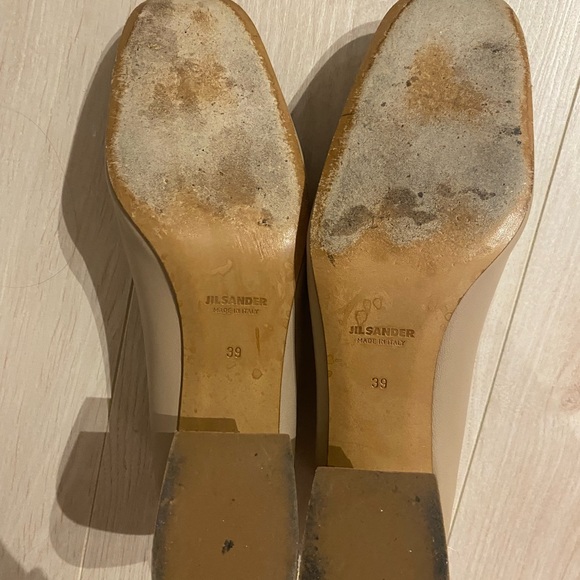 Jil Sander nude leather pumps with curved heel - Picture 7 of 9